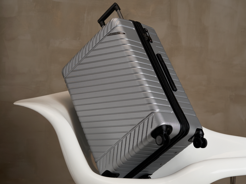 travel rolling suitcase