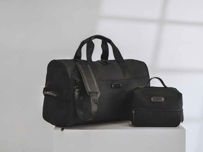 Bugatti Gin Twill Textured Vegan Leather Messenger Bag With 14 Laptop  Pocket Black MSG2051BU BLACK - Office Depot